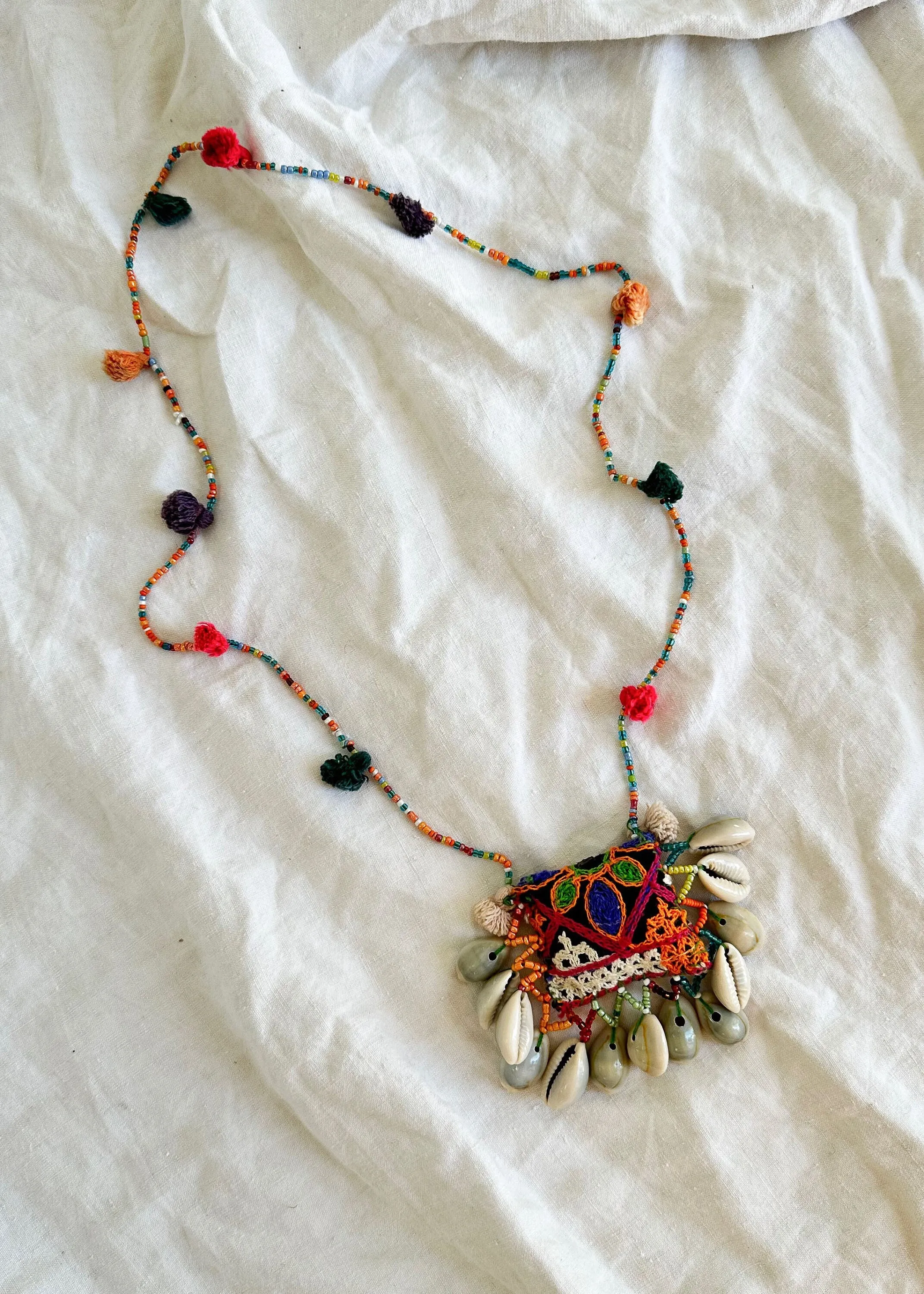 Beaded Banni Amulet Tribal Necklace. Gujarat. 0569